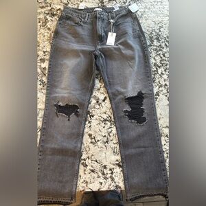 NWT Good American Charcoal Denim Straight Leg Jeans